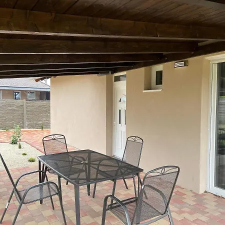 Vivien Vendeghaz 2 Apartmán